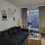 Apartmán Naehe Duesseldorf Messe Expo, Airport, Train Station Duisburg